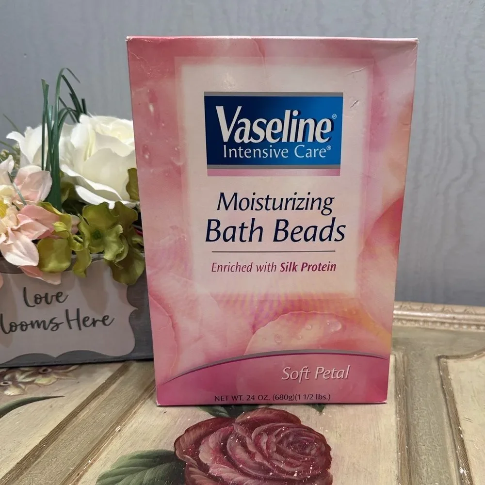 Discontinued Vaseline Intensive Care Moisturizing Bath Beads Soft Petal Sealed